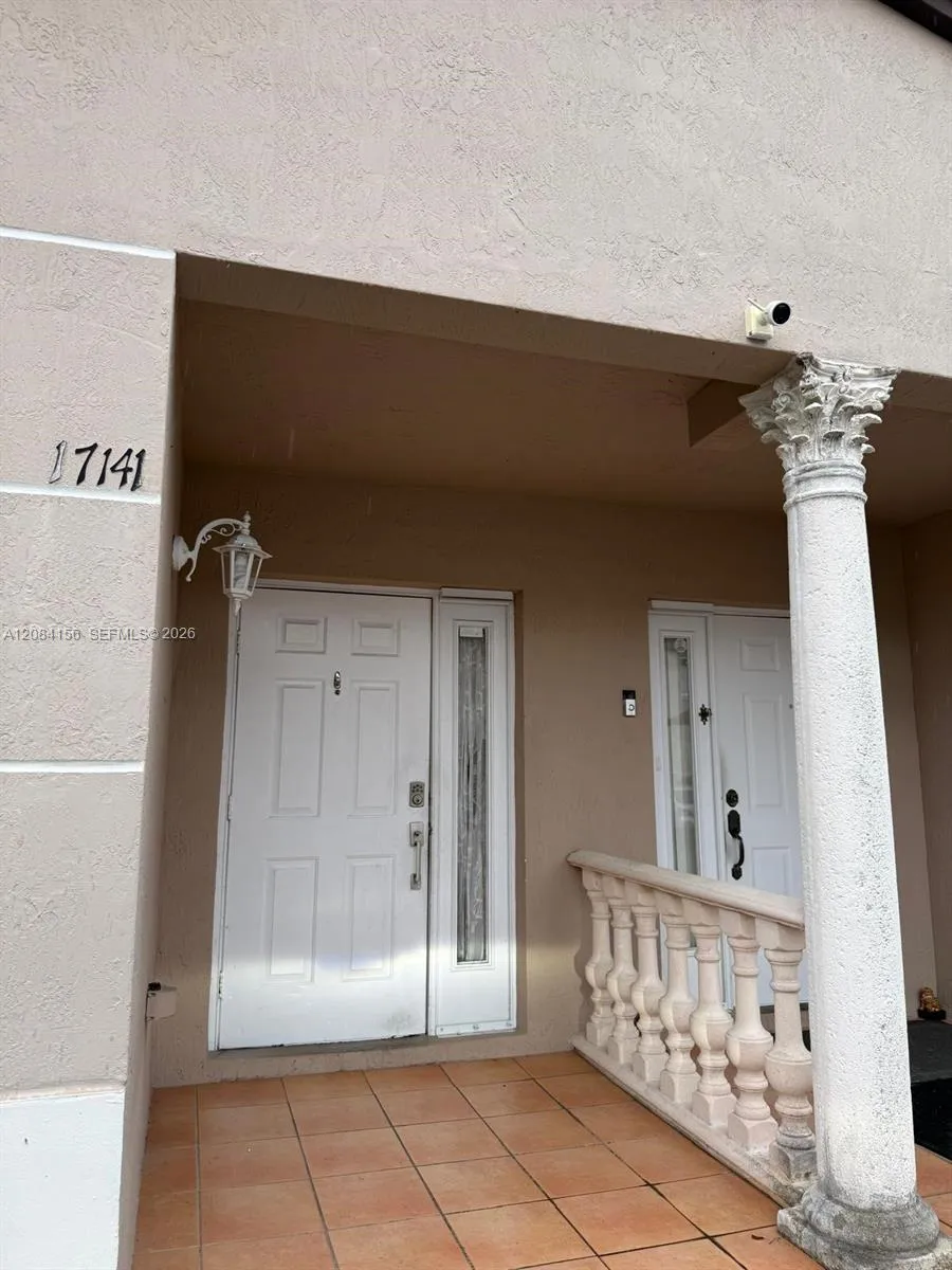 17141 SW 138th Ct Miami, FL 33177