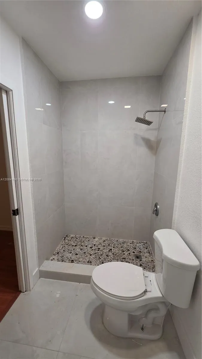 17141 SW 138th Ct Miami, FL 33177