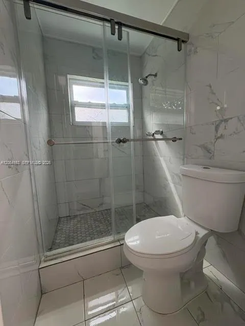 441 NE 43rd St Deerfield Beach, FL 33064