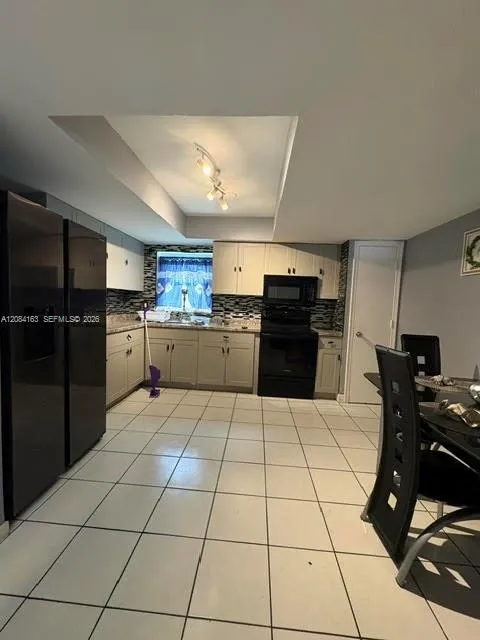 441 NE 43rd St Deerfield Beach, FL 33064