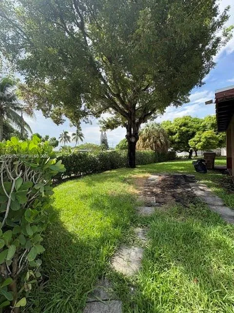 441 NE 43rd St Deerfield Beach, FL 33064
