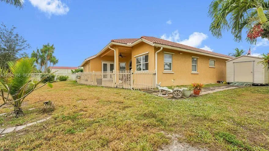 5909 NW Bayou Ct Saint Lucie West, FL 34986