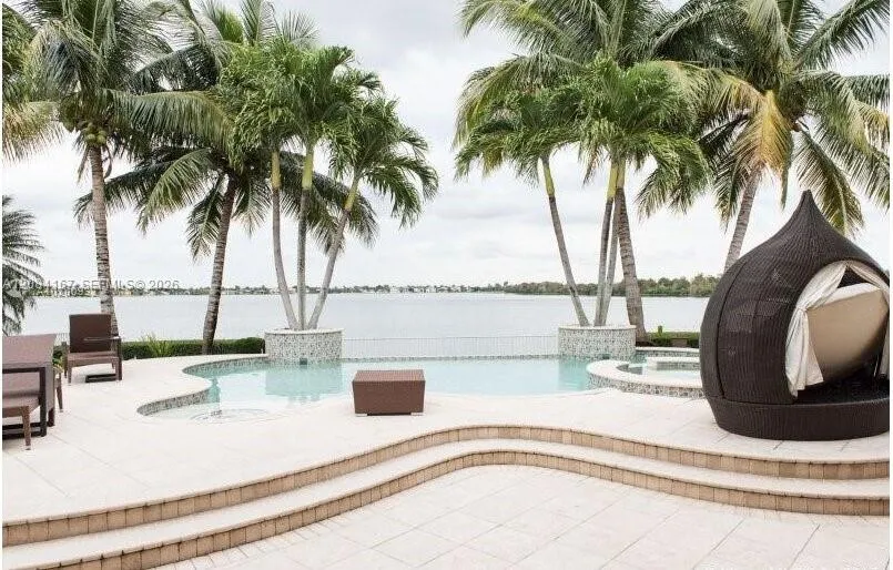 4607 SW 195th Ter Miramar, FL 33029
