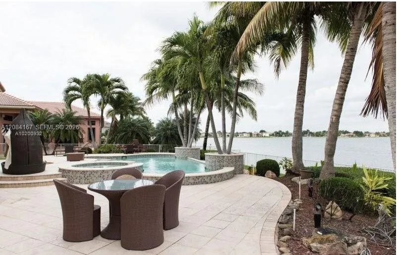 4607 SW 195th Ter Miramar, FL 33029