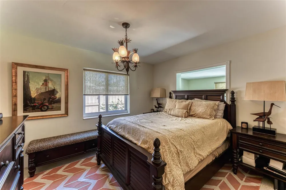 1676 NE 40th Street Oakland Park, FL 33334
