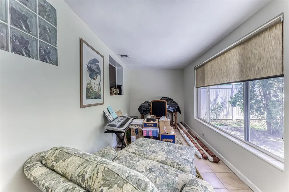 1676 NE 40th Street Oakland Park, FL 33334