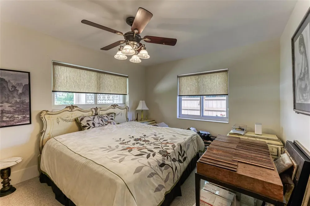 1676 NE 40th Street Oakland Park, FL 33334