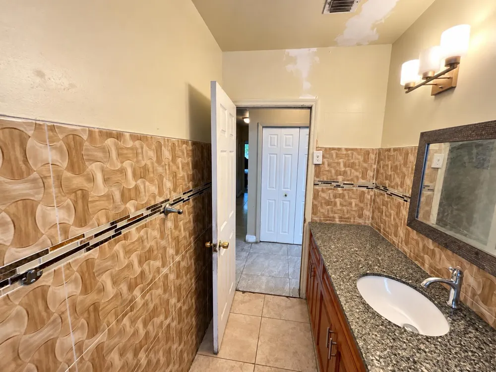 70 NE 174TH DRIVE North Miami Beach, FL 33162