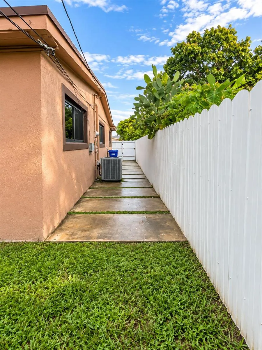 70 NE 174TH DRIVE North Miami Beach, FL 33162