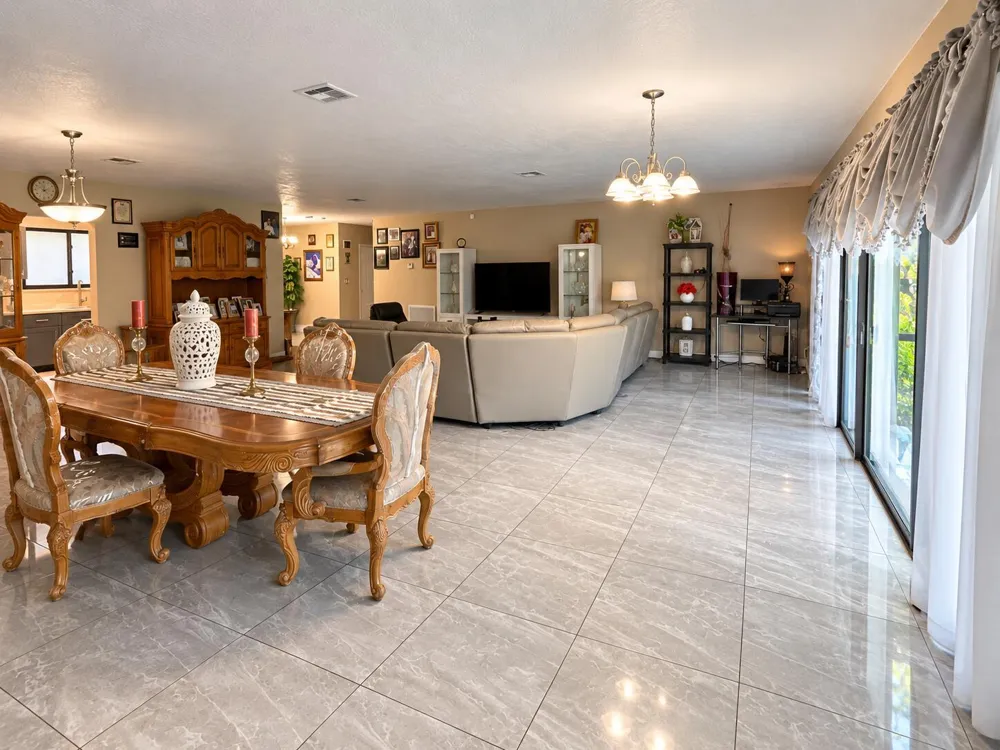70 NE 174TH DRIVE North Miami Beach, FL 33162