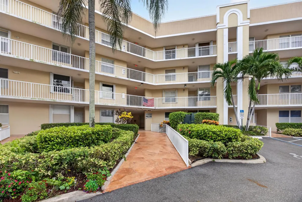 10346 NW 24TH PLACE #406 Sunrise, FL 33322