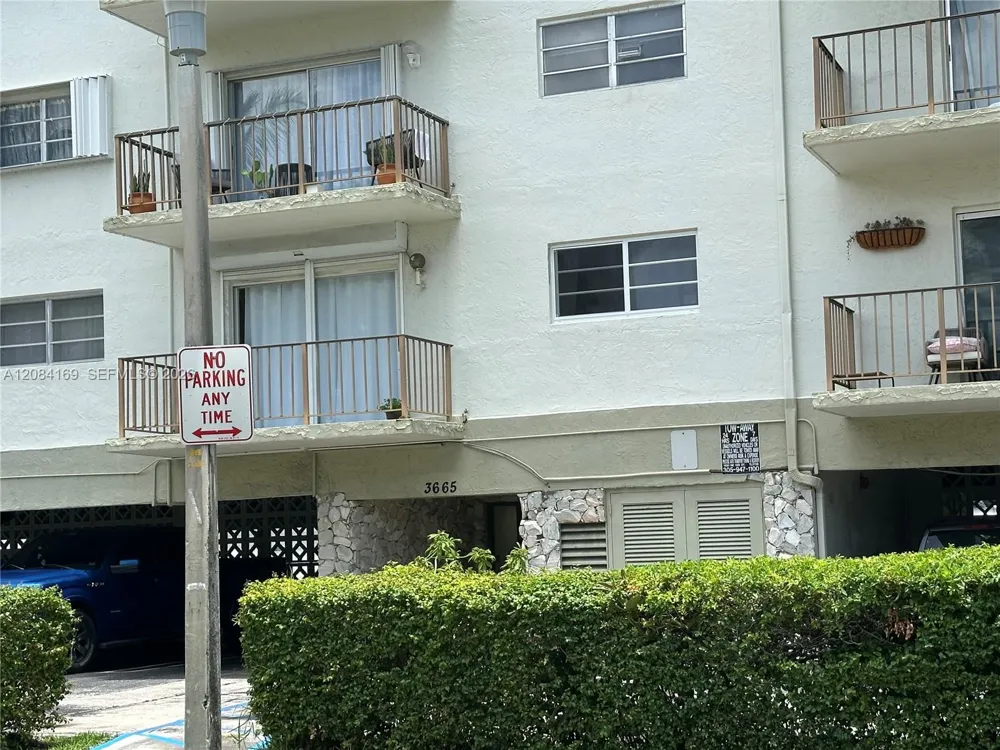 3665 NE 167th St #307 North Miami Beach, FL 33160