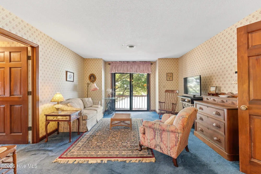 345 Dogwood Lane Hampstead, NC 28443
