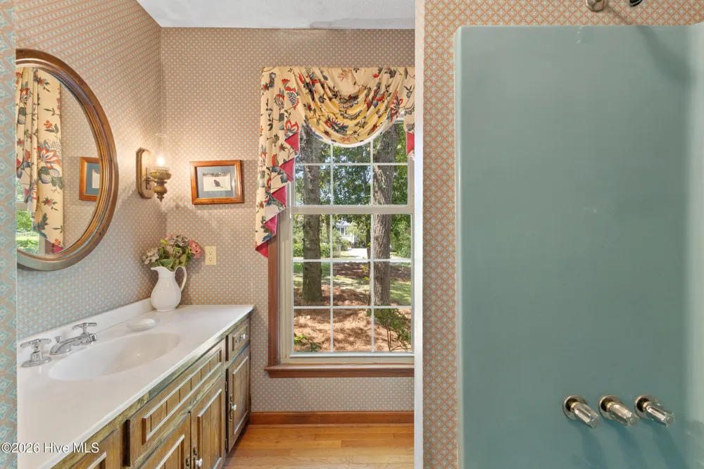 345 Dogwood Lane Hampstead, NC 28443