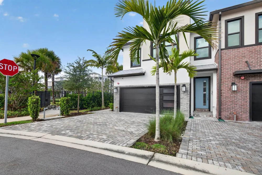 765 NW 84TH TERRACE Plantation, FL 33324