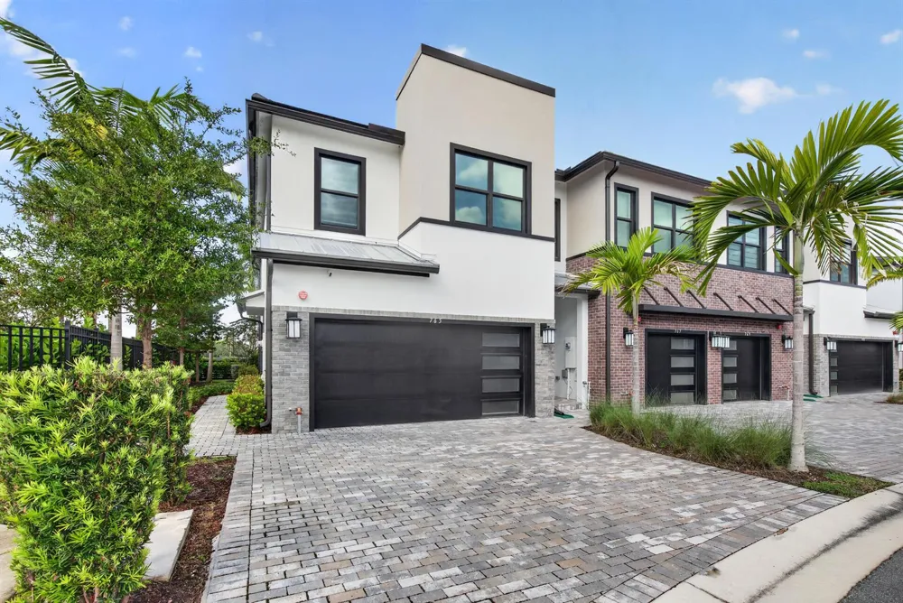 765 NW 84TH TERRACE Plantation, FL 33324