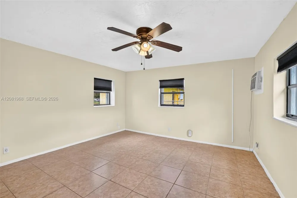 2825 NW 3rd St Pompano Beach, FL 33069