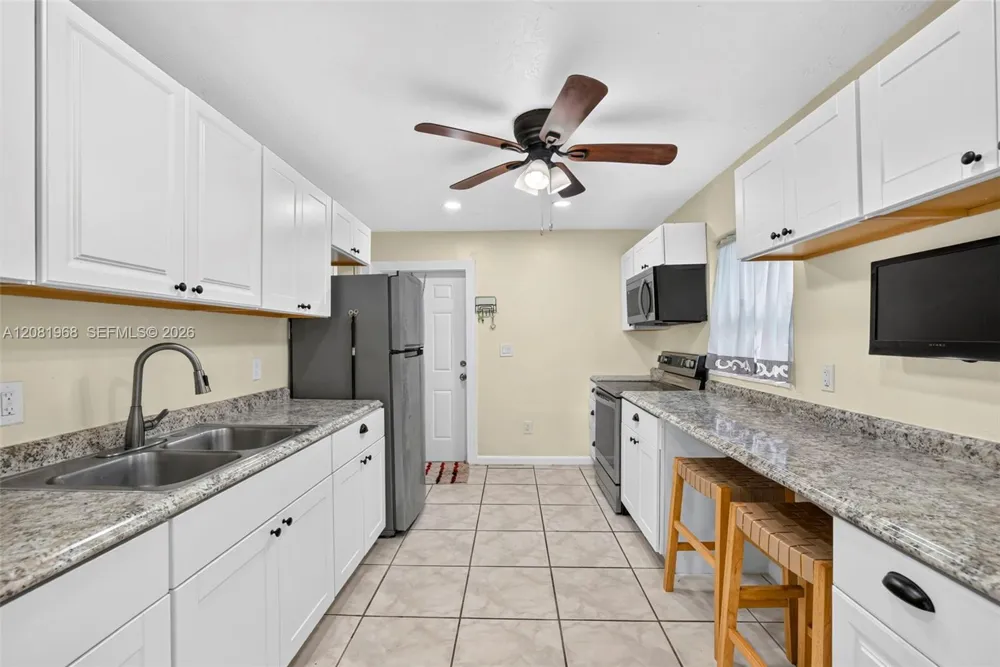 2825 NW 3rd St Pompano Beach, FL 33069