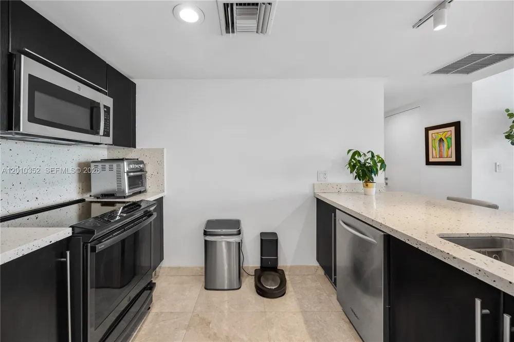 665 NE 25th St #1503 Miami, FL 33137