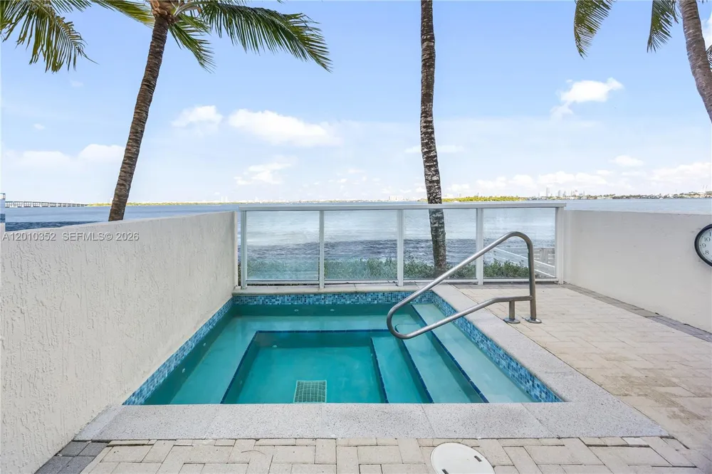 665 NE 25th St #1503 Miami, FL 33137