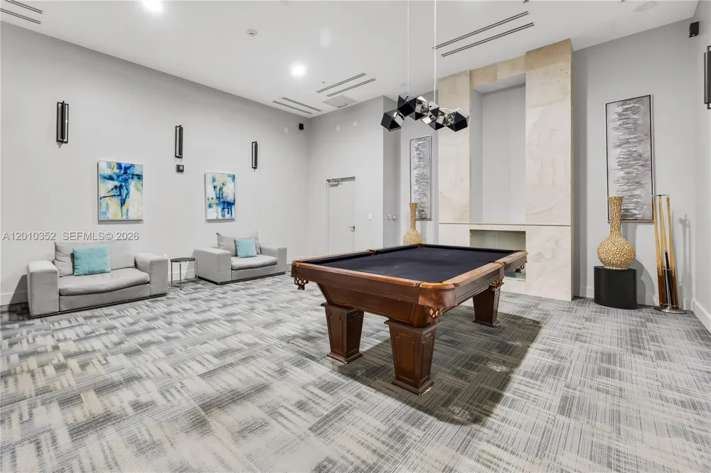 665 NE 25th St #1503 Miami, FL 33137