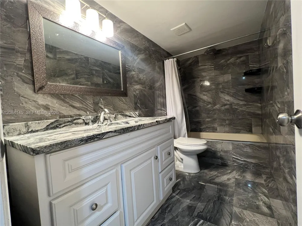 4113 Fairview Vista Pt #107 Orlando, FL 32804