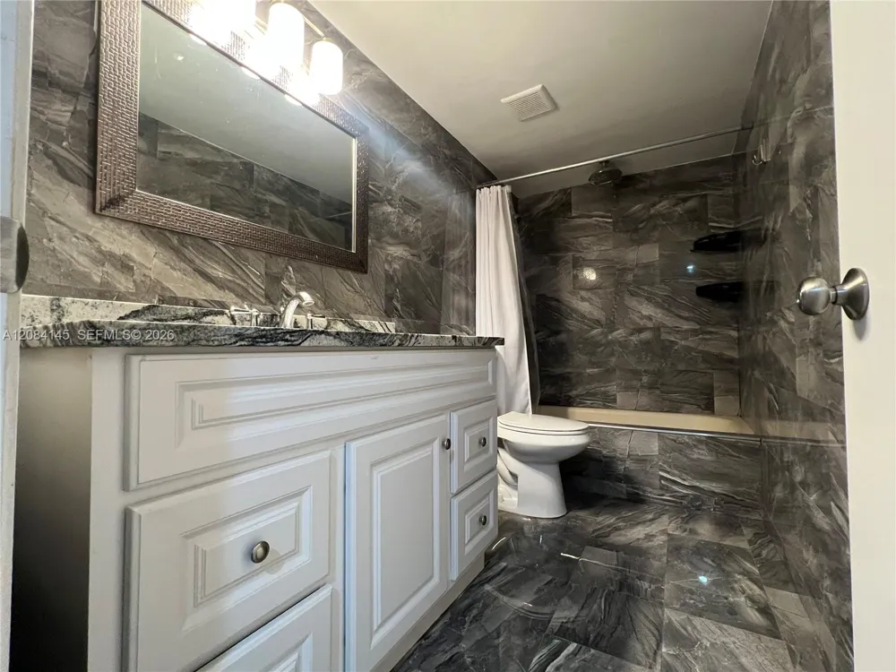 4113 Fairview Vista Pt #107 Orlando, FL 32804