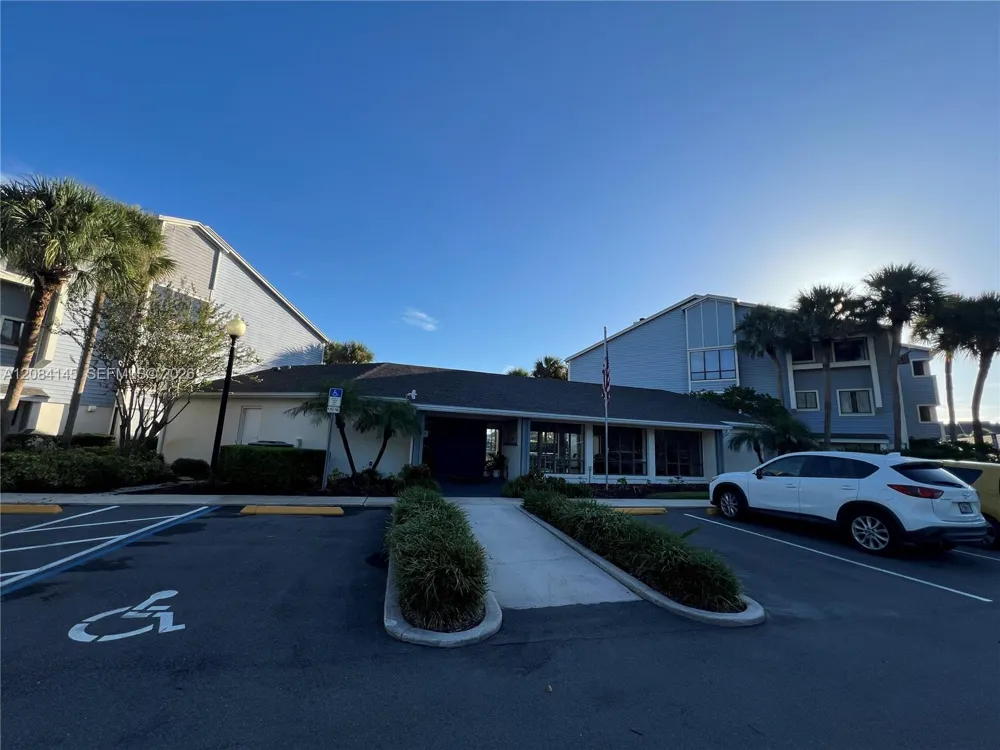 4113 Fairview Vista Pt #107 Orlando, FL 32804