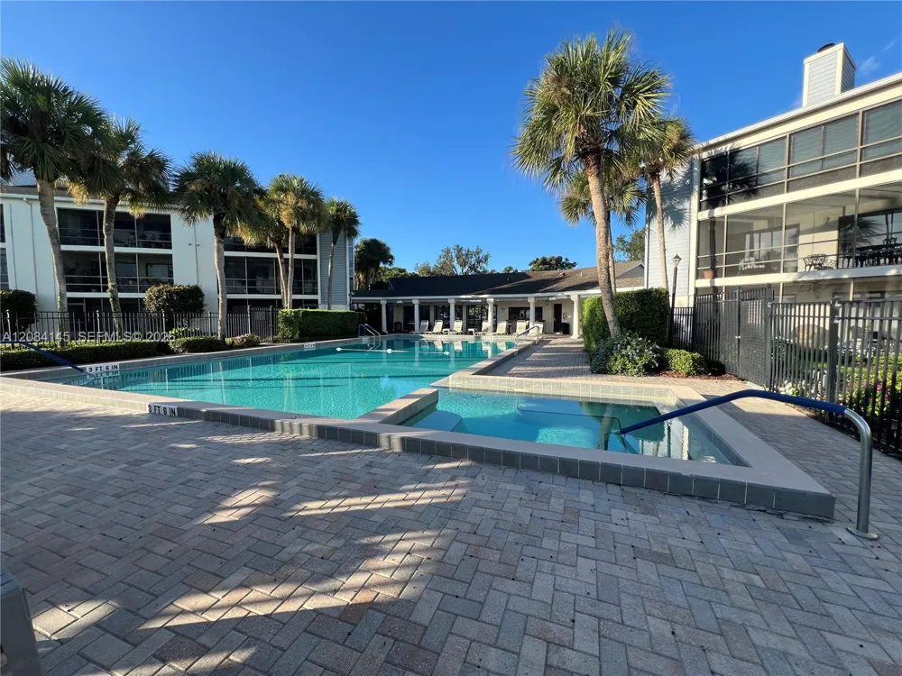 4113 Fairview Vista Pt #107 Orlando, FL 32804