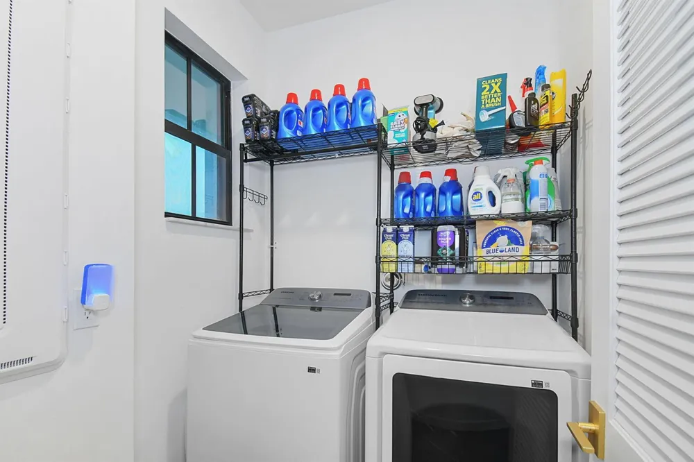 528 SE Fascino Circle SE Port St. Lucie, FL 34984
