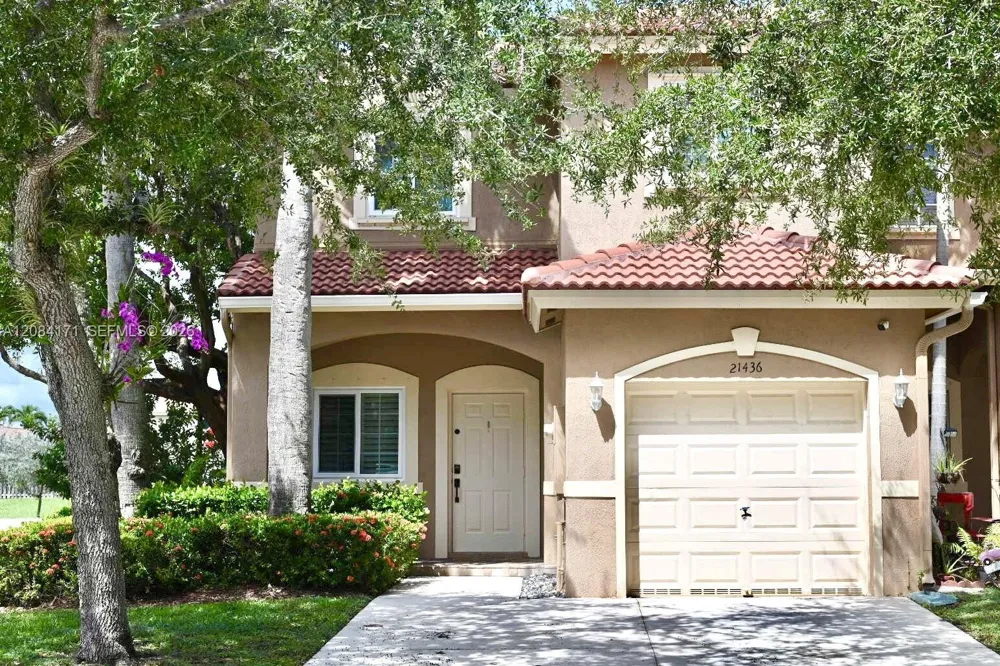 21436 SW 86th Pl Cutler Bay, FL 33189