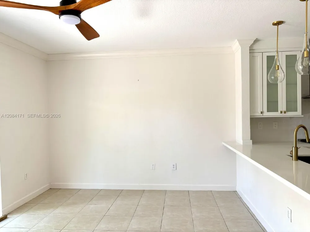 21436 SW 86th Pl Cutler Bay, FL 33189