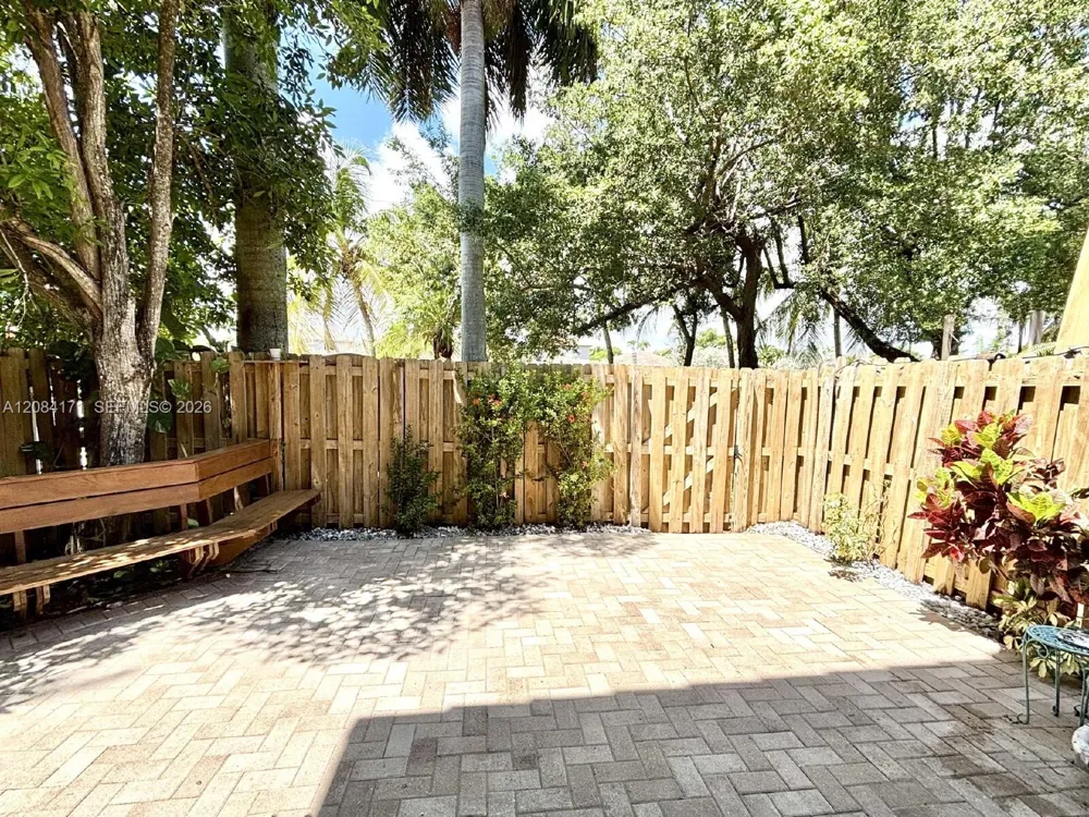 21436 SW 86th Pl Cutler Bay, FL 33189