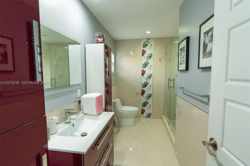 15420 SW 156th Ter Miami, FL 33187