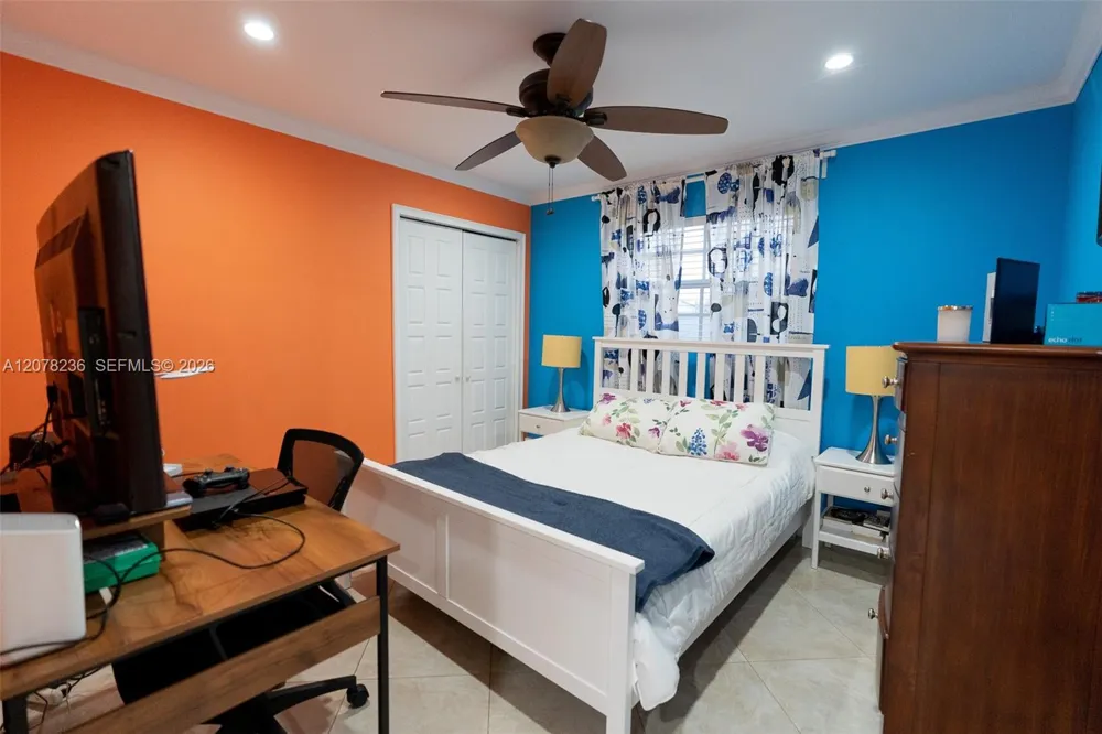 15420 SW 156th Ter Miami, FL 33187