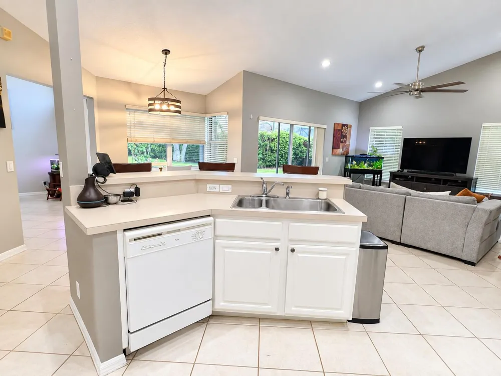 2783 E ABIACA CIRCLE Davie, FL 33328