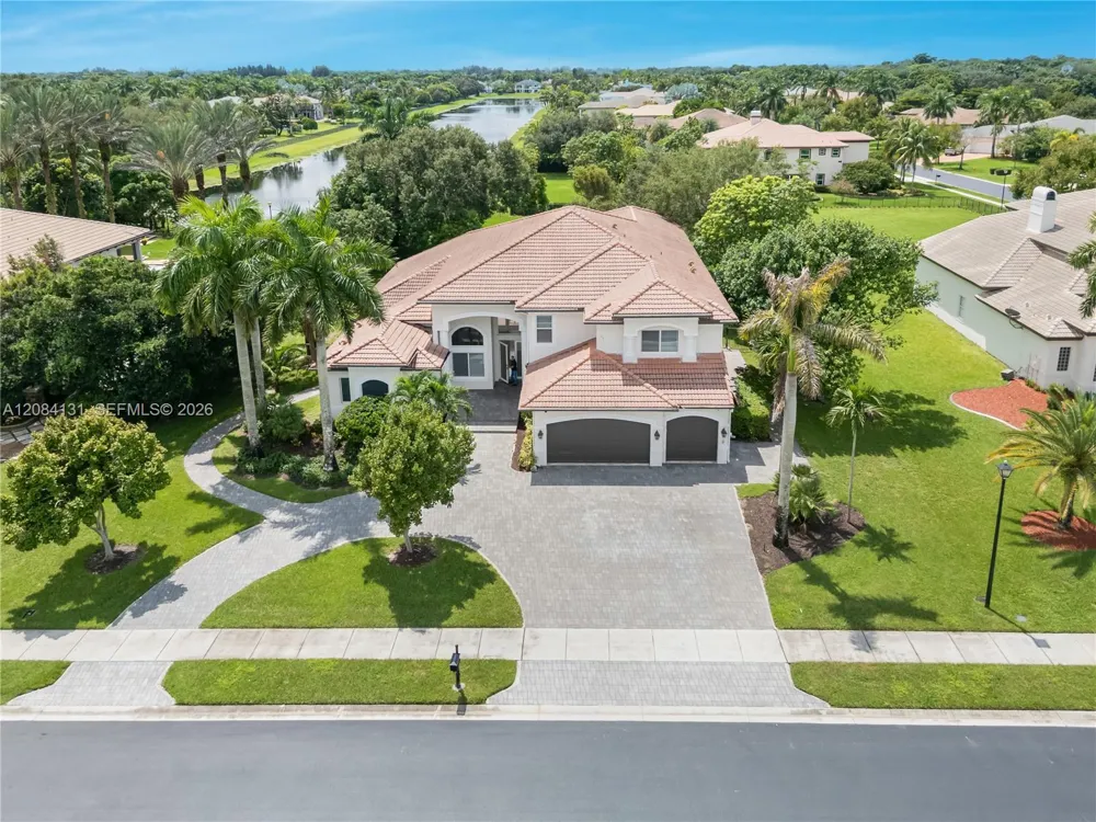 11406 Canyon Maple Blvd Davie, FL 33330
