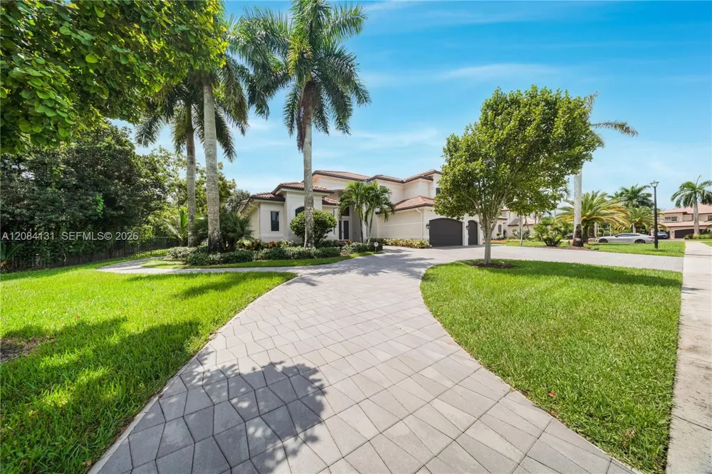 11406 Canyon Maple Blvd Davie, FL 33330