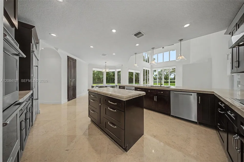 11406 Canyon Maple Blvd Davie, FL 33330