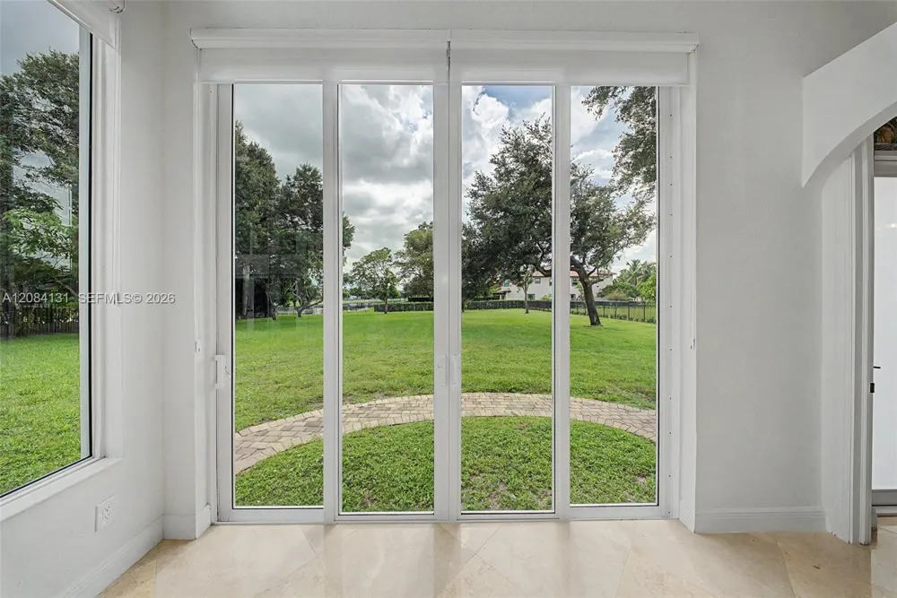 11406 Canyon Maple Blvd Davie, FL 33330