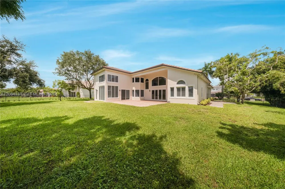 11406 Canyon Maple Blvd Davie, FL 33330
