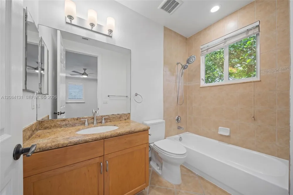11406 Canyon Maple Blvd Davie, FL 33330