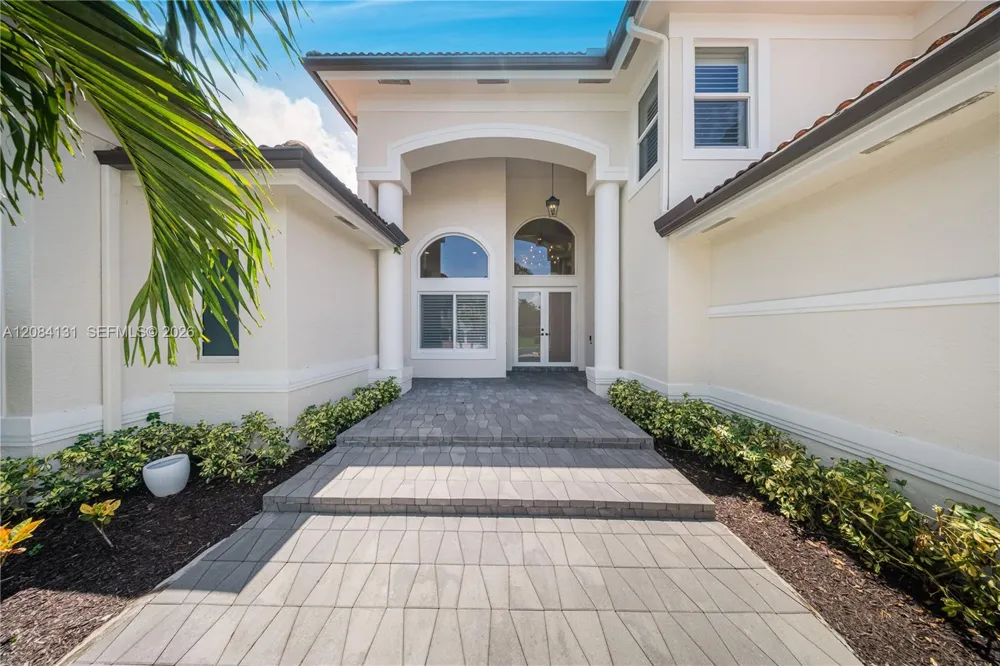 11406 Canyon Maple Blvd Davie, FL 33330