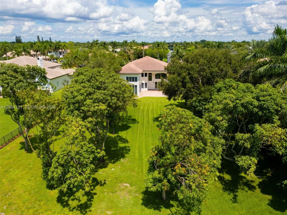 11406 Canyon Maple Blvd Davie, FL 33330