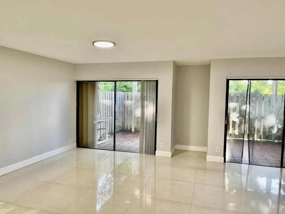 3555 NW 91st Lane Sunrise, FL 33351