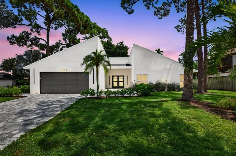2908 NW 24th Way Boca Raton, FL 33431