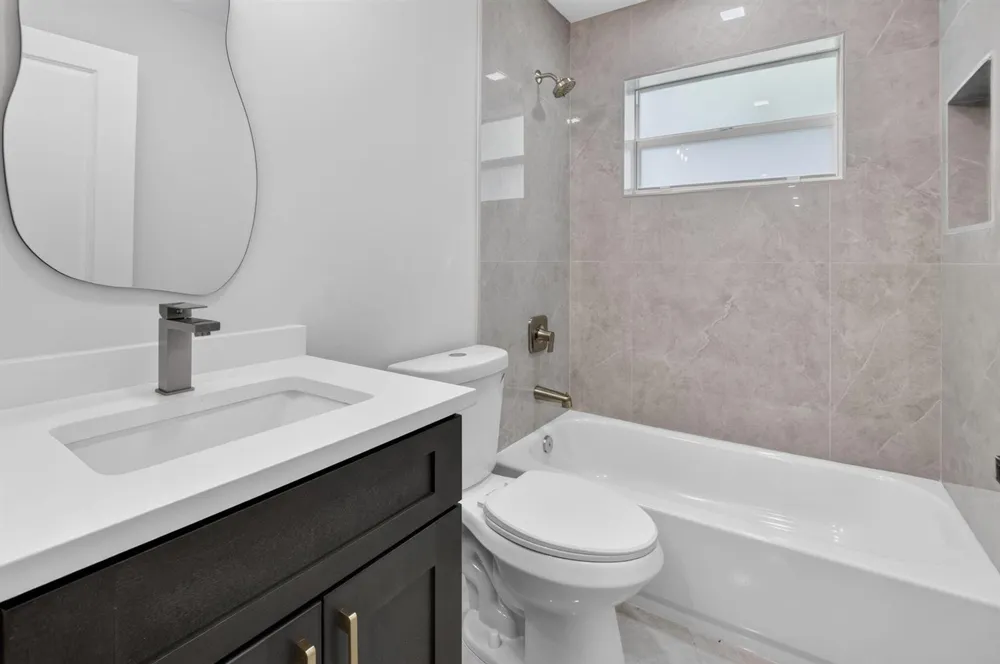 2908 NW 24th Way Boca Raton, FL 33431