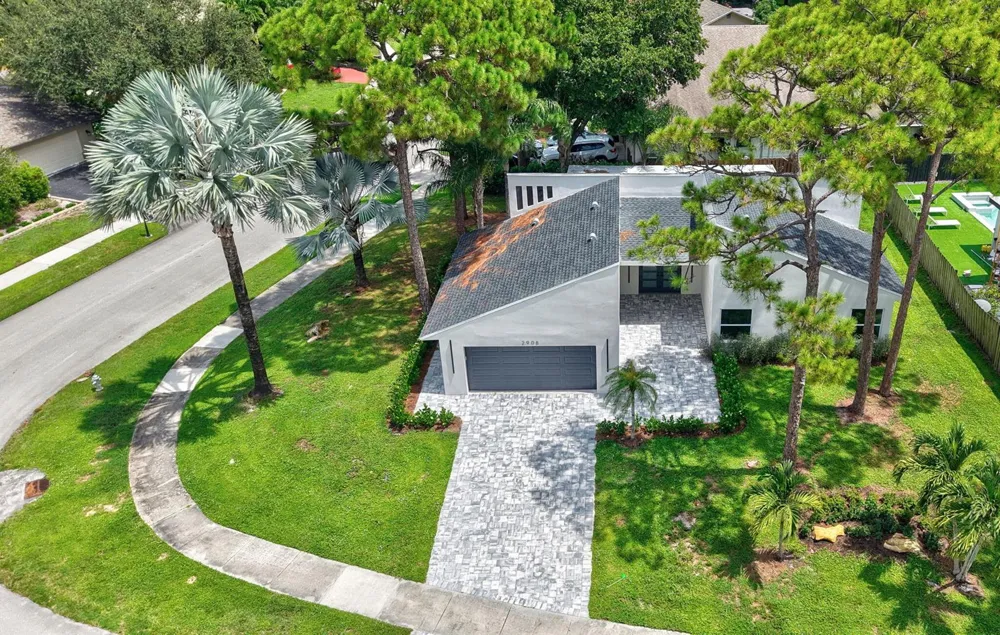 2908 NW 24th Way Boca Raton, FL 33431