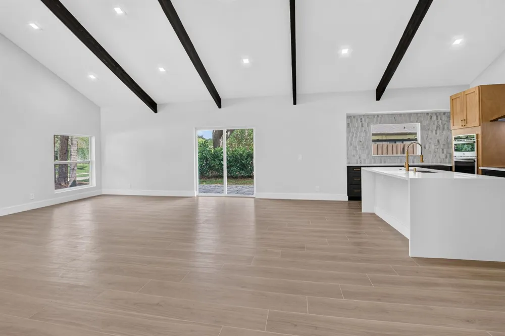 2908 NW 24th Way Boca Raton, FL 33431