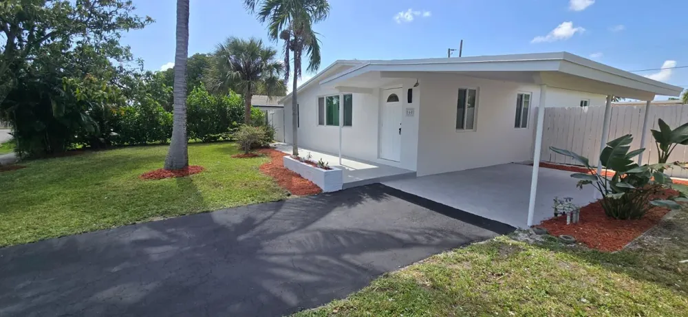 160 NE 60TH STREET Oakland Park, FL 33334